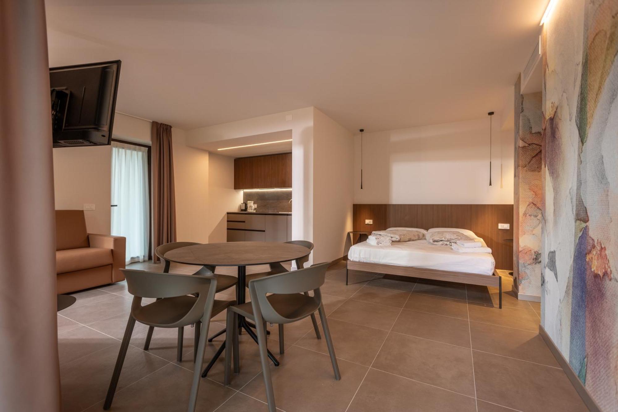 Residence Paradise Riva del Garda Exterior foto